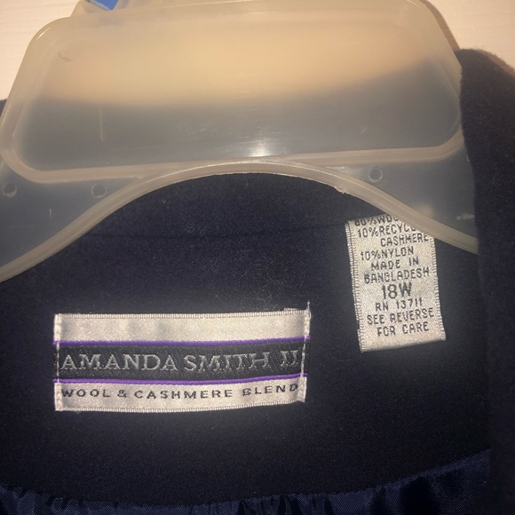 Amanda Smith Wool and Cashmere Blazer - Picture 2 of 4